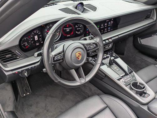 2022 Porsche 911 Carrera 4S Cabriolet