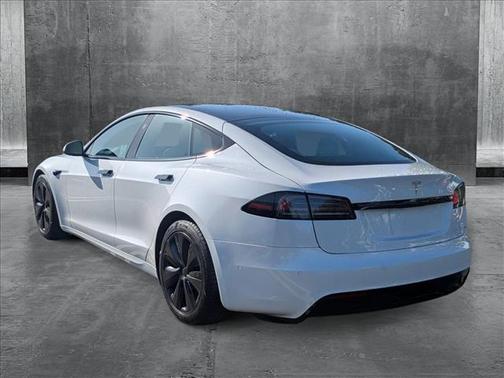 2022 Tesla Model S Dual Motor All-Wheel Drive