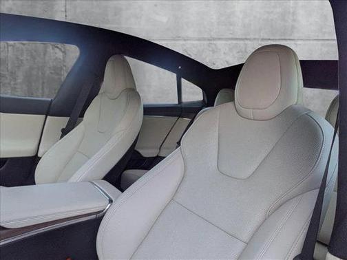 2022 Tesla Model S Dual Motor All-Wheel Drive