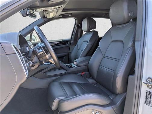 2021 Porsche Cayenne Cayenne