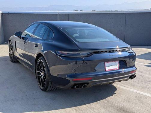 2022 Porsche Panamera Platinum Edition