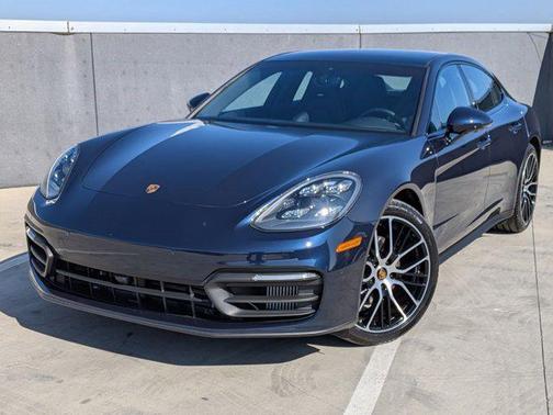 2022 Porsche Panamera Platinum Edition