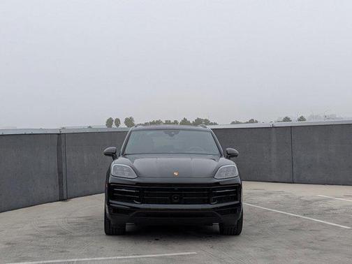 2025 Porsche Cayenne S