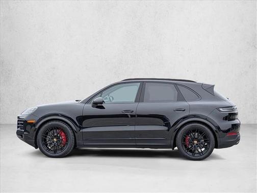 2025 Porsche Cayenne S