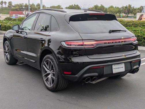 2024 Porsche Macan S