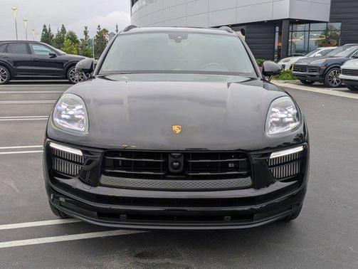 2024 Porsche Macan S