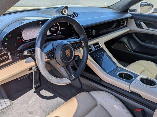 2020 Porsche Taycan Turbo S