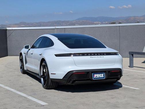 2020 Porsche Taycan Turbo S