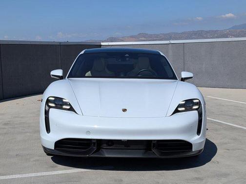 2020 Porsche Taycan Turbo S