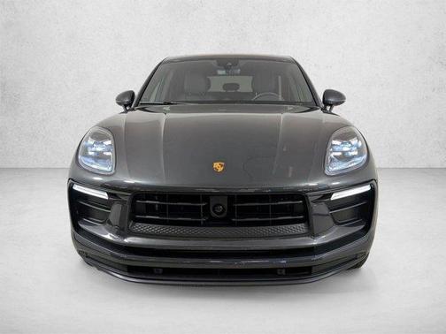 Volcano Grey Metallic 2023 Porsche Macan Macan