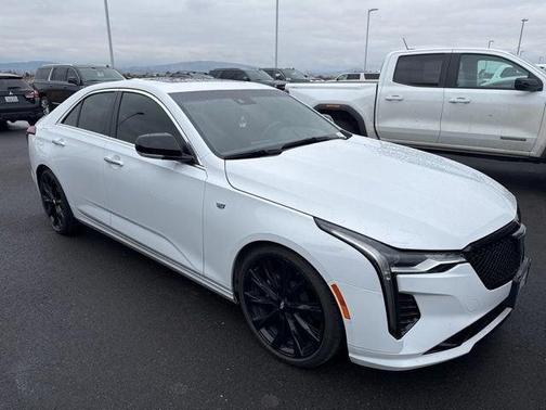 2024 Cadillac CT4 Luxury