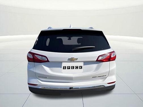 Iridescent Pearl Tricoat 2021 Chevrolet Equinox Premier