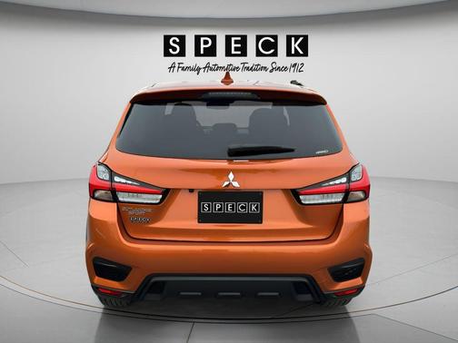 Sunshine Orange Metallic 2025 Mitsubishi Outlander Sport ES