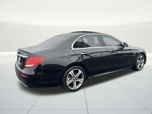 2018 Mercedes-Benz E-Class E 300