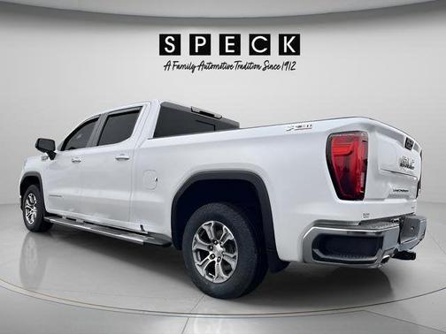 White Frost Tri-Coat 2022 GMC Sierra 1500 SLT