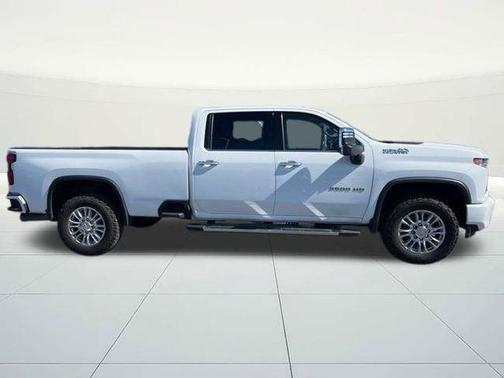 Summit White 2020 Chevrolet Silverado 3500 High Country