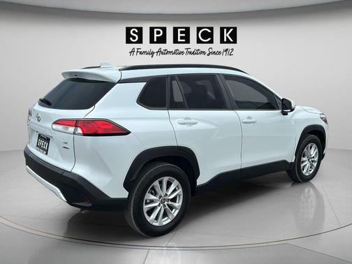 Wind Chill Pearl 2022 Toyota Corolla Cross LE