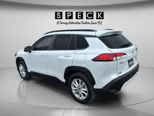 Wind Chill Pearl 2022 Toyota Corolla Cross LE