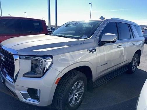 2023 GMC Yukon SLE