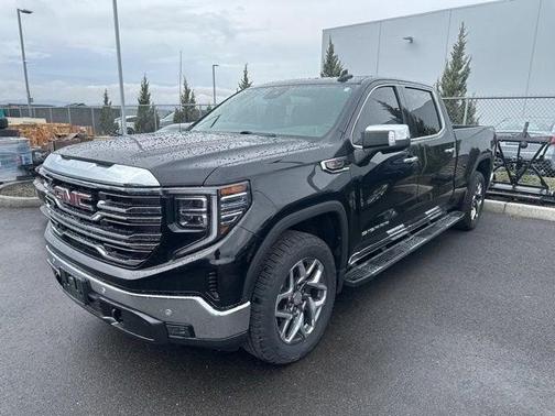 Onyx Black 2022 GMC Sierra 1500 SLT