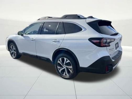 2022 Subaru Outback Touring