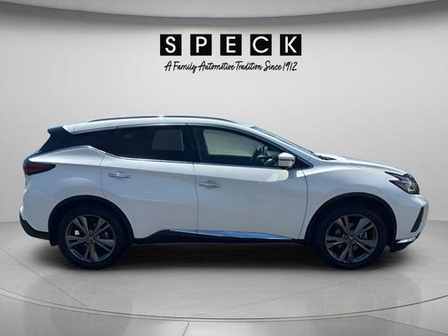Pearl White Tri-Coat 2019 Nissan Murano S