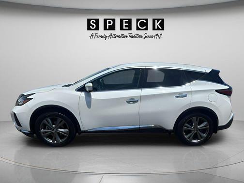 Pearl White Tri-Coat 2019 Nissan Murano S