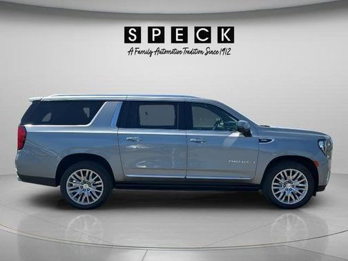 Sterling 2023 GMC Yukon XL Denali