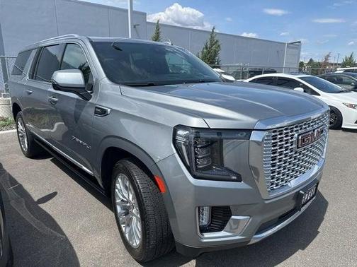 Sterling 2023 GMC Yukon XL Denali