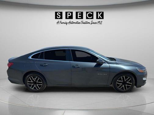 Shadow Gray Metallic 2019 Chevrolet Malibu LT