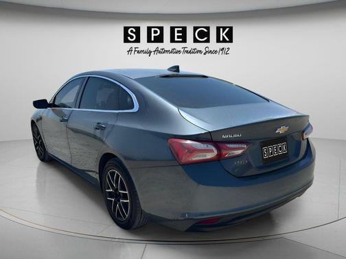 Shadow Gray Metallic 2019 Chevrolet Malibu LT