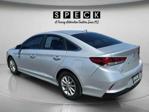 Symphony Silver 2019 Hyundai SONATA SE
