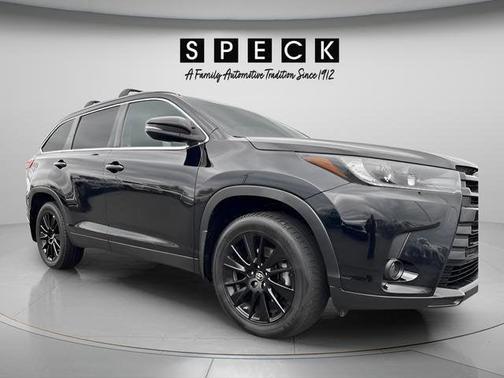2019 Toyota Highlander SE