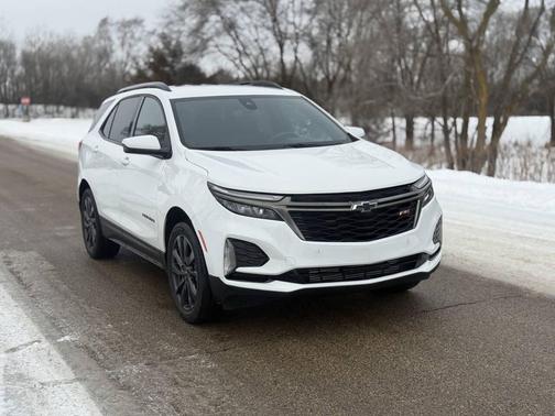 2023 Chevrolet Equinox RS 4x4 4dr SUV