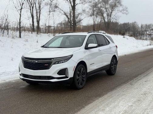 2023 Chevrolet Equinox RS 4x4 4dr SUV