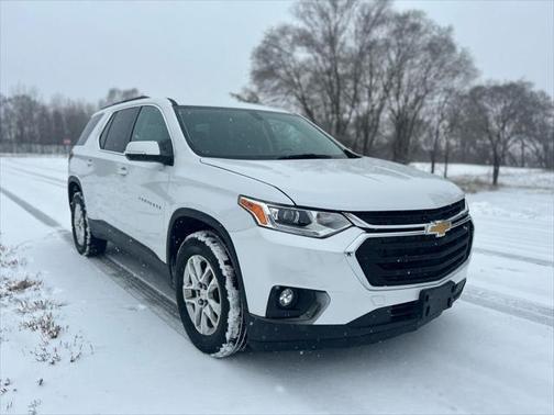 2021 Chevrolet Traverse LT Cloth