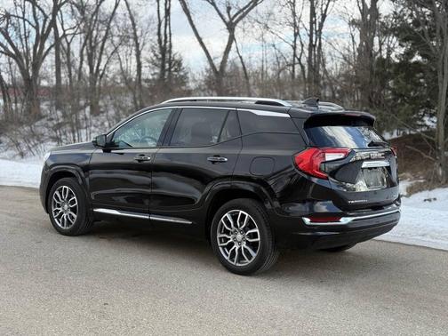2024 GMC Terrain Denali