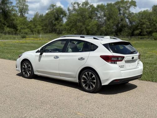 White 2020 Subaru Impreza 2.0i Limited