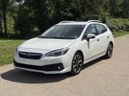 White 2020 Subaru Impreza 2.0i Limited