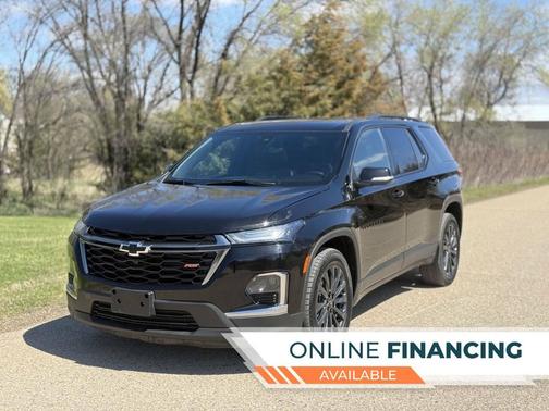 Black 2022 Chevrolet Traverse RS