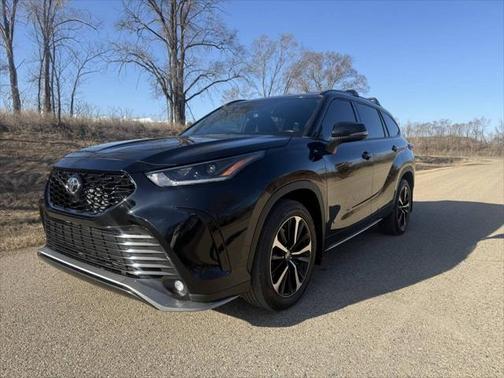 2021 Toyota Highlander XSE