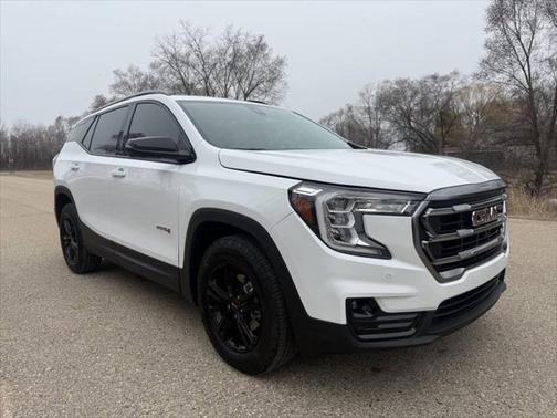 2024 GMC Terrain AWD AT4