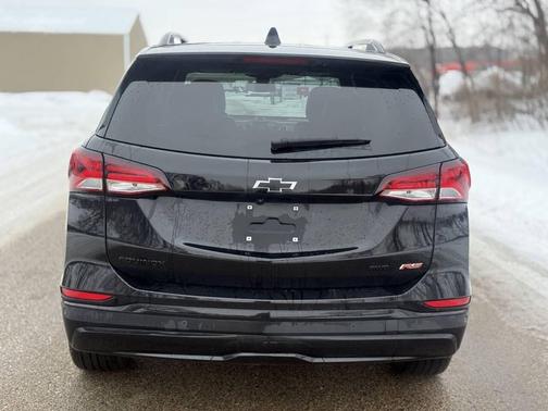 2024 Chevrolet Equinox RS 4x4 4dr SUV