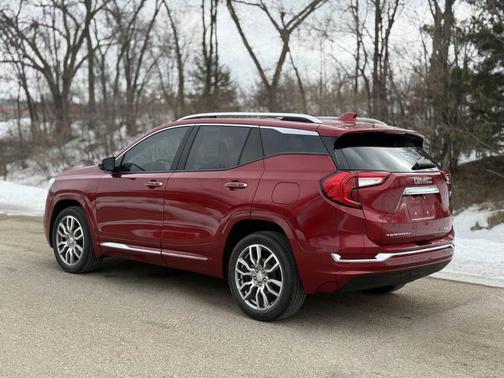 2023 GMC Terrain Denali