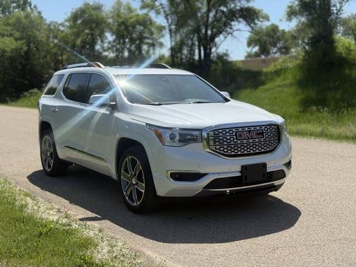 White Frost Tricoat 2017 GMC Acadia Denali