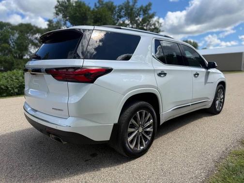 2022 Chevrolet Traverse Premier