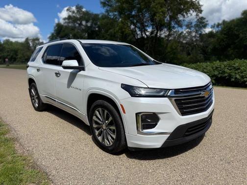 2022 Chevrolet Traverse Premier