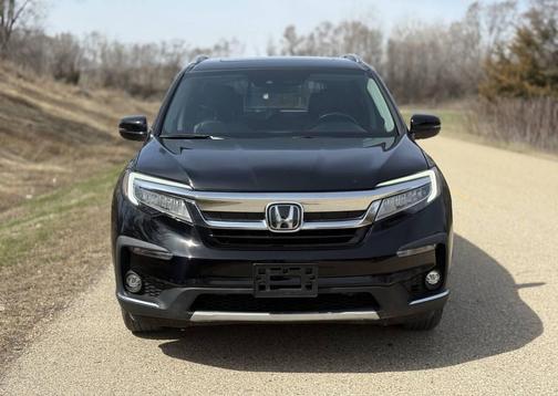 2020 Honda Pilot Touring 8-Passenger