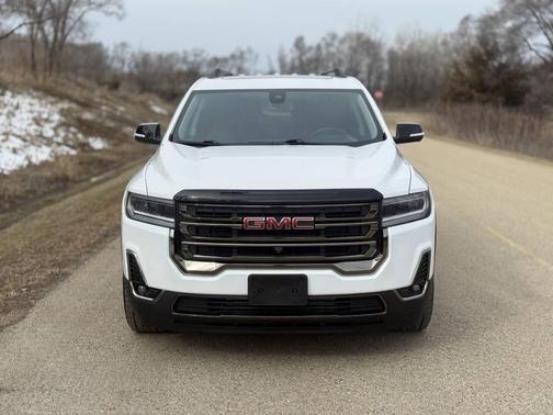 2023 GMC Acadia AWD AT4