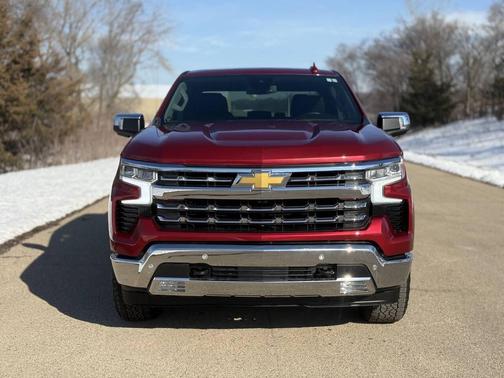 2025 Chevrolet Silverado 1500 LTZ